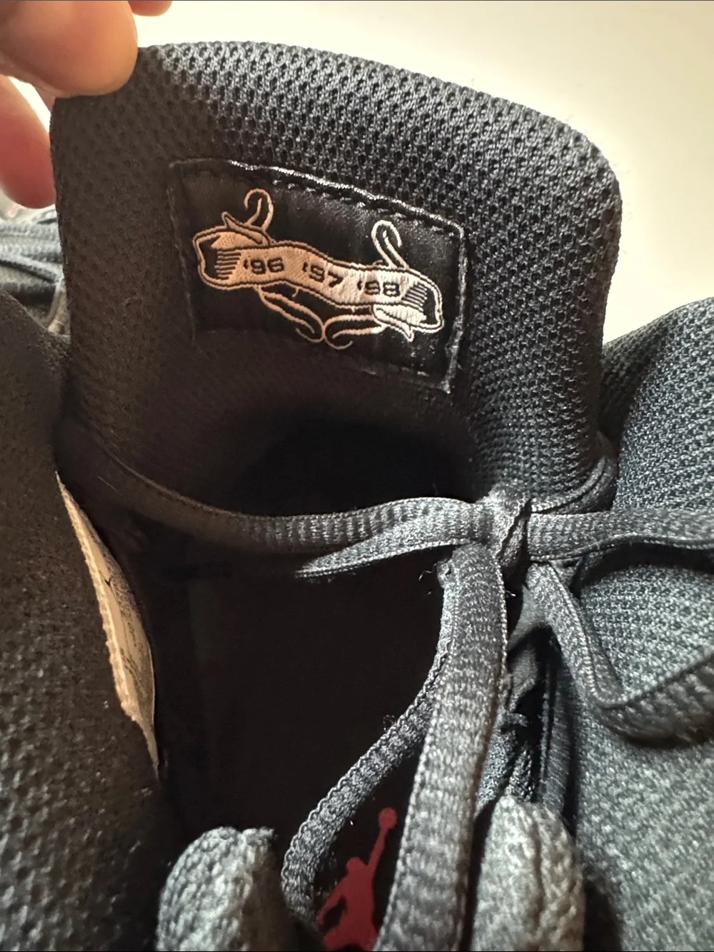 Jordan’s men’s size 11